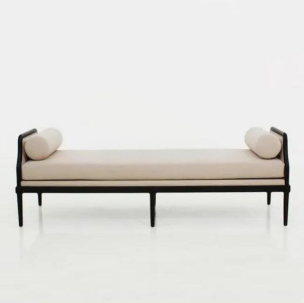 Zanele Lounger